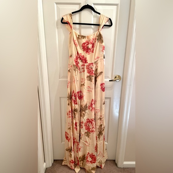 Reformation Dresses & Skirts - Reformation Isadora Dress in Naples